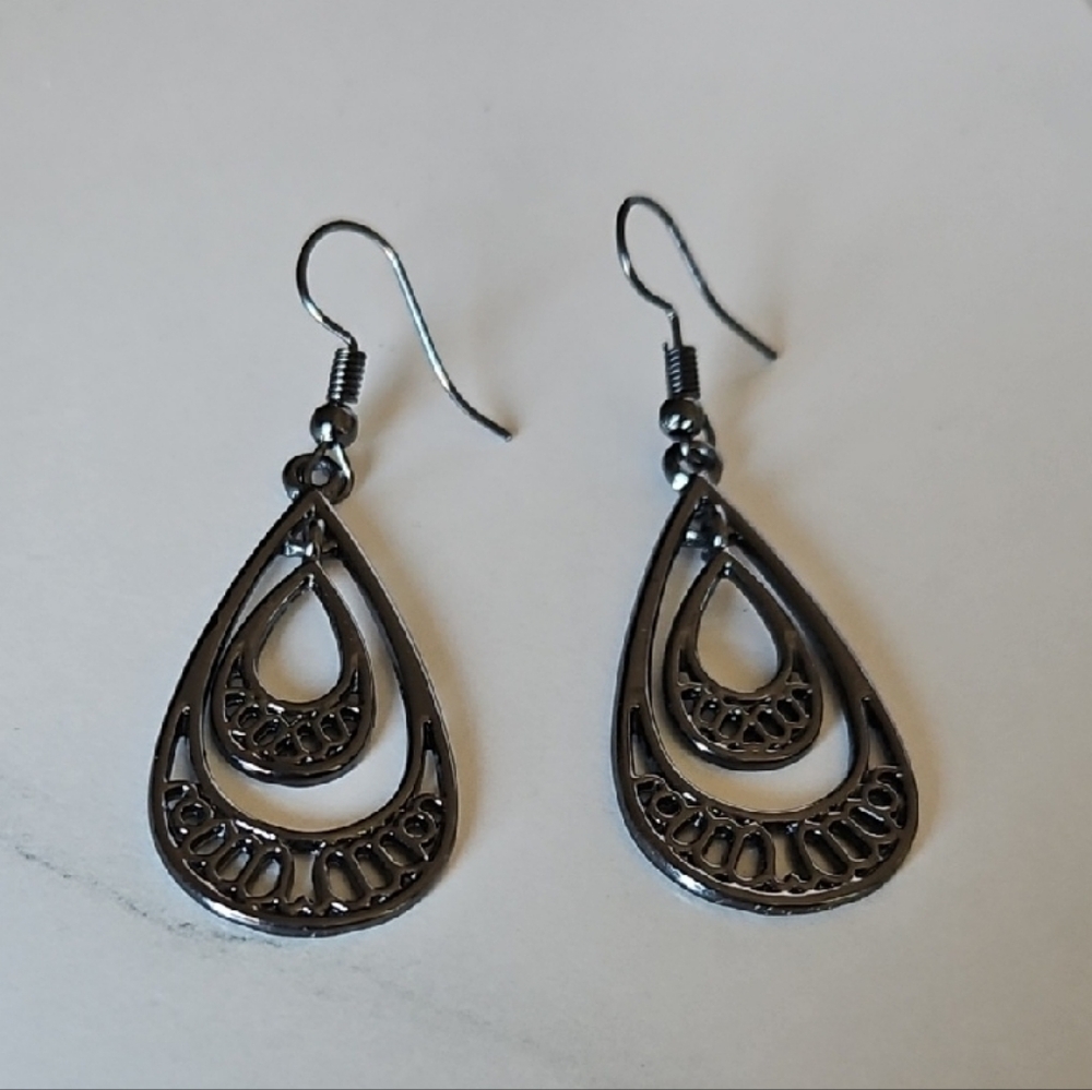 Gunmetal Teardrop Filigree Dangle Earrings